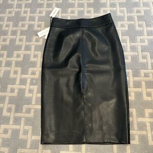 new with tags Aritzia leather pencil skirt